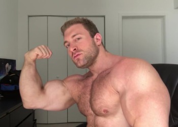 Straight Alpha Bodybuilder Verbal Muscle Worship and Ass Play